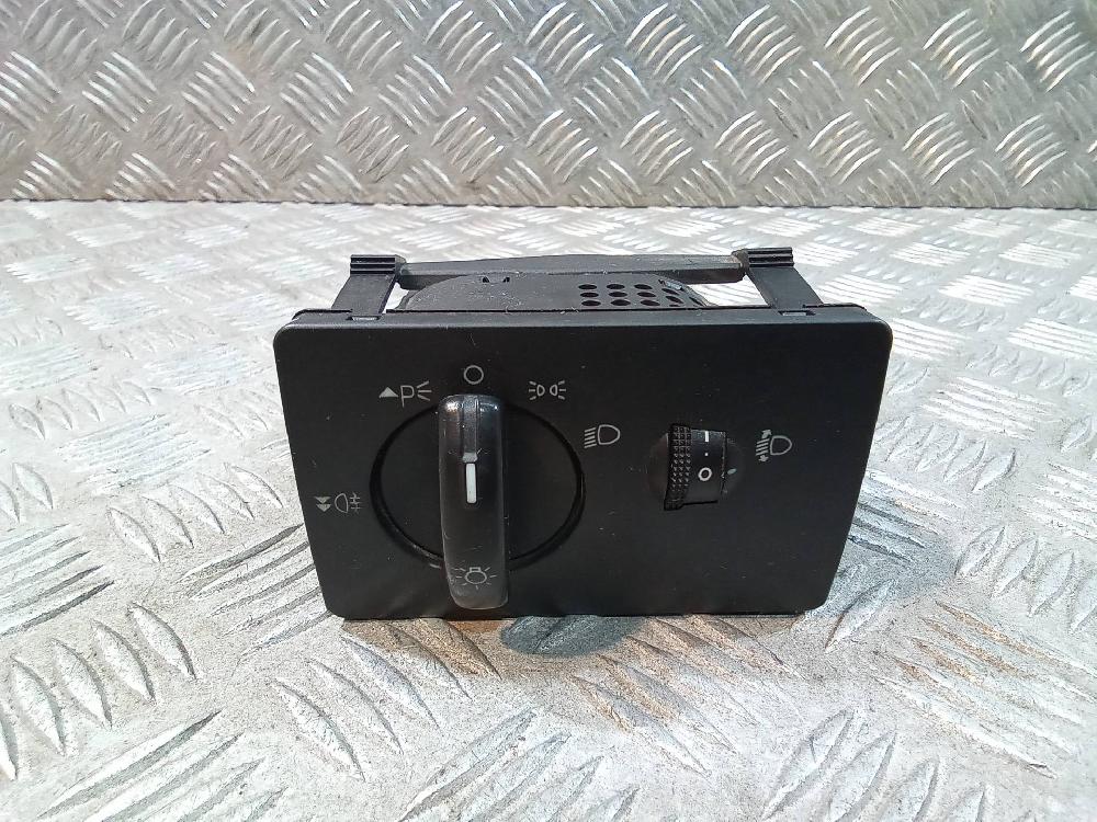 PEUGEOT 3008 1 generation (2010-2016) Headlight Switch Control Unit 7M5T13A024LA 25904402