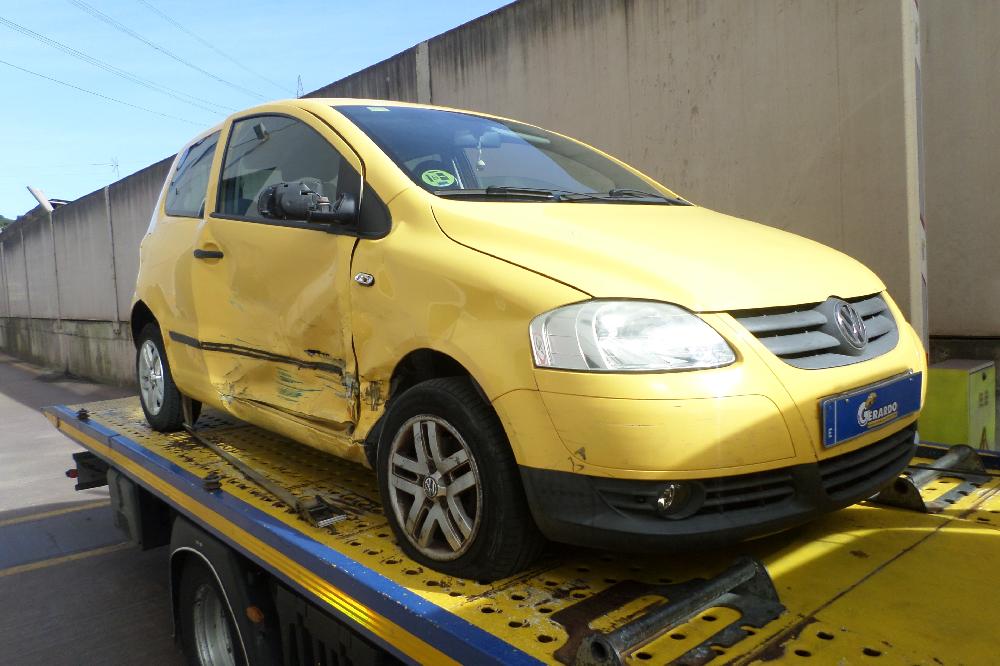 VOLKSWAGEN Fox 3 generation (2009-2020) Aušinimo radiatorius 6Q0121253R 25904128