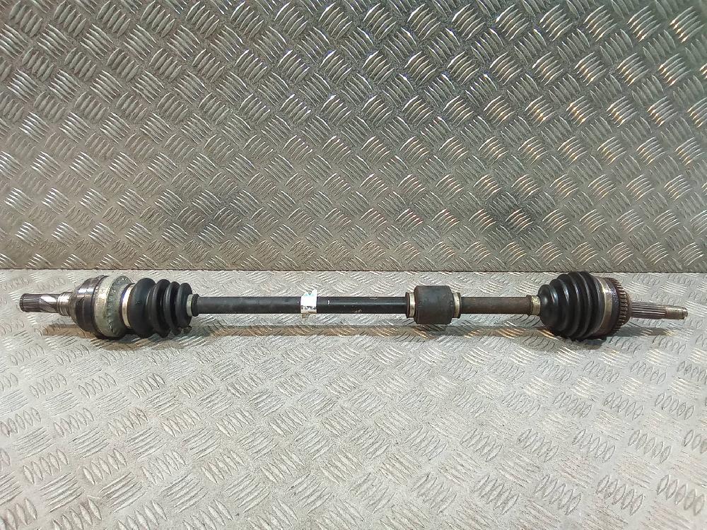 CHEVROLET Front Right Driveshaft 24552926