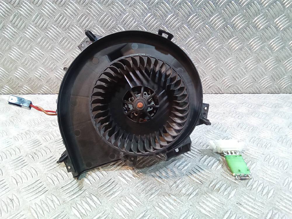 HYUNDAI i30 FD (1 generation) (2007-2012) Heater Blower Fan 006453T 24553354