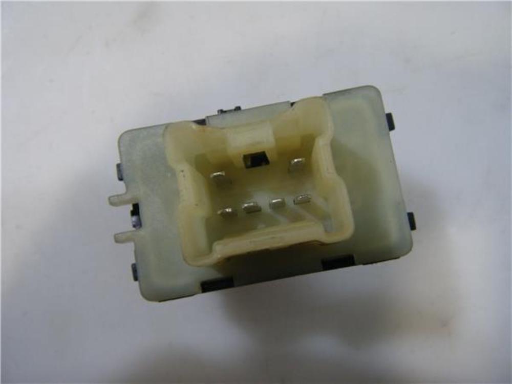 DACIA Sandero 1 generation (2008-2012) Front Left Door Window Switch 254214937R 25920066