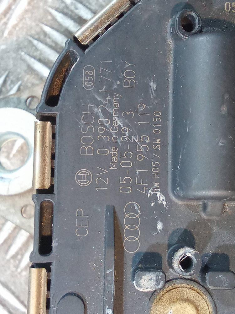 DODGE Front Windshield Wiper Mechanism 0390241771, 4F1955119 24517285