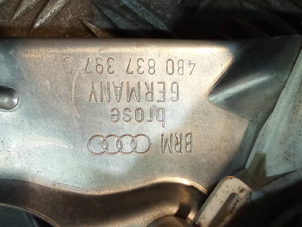 AUDI A6 C5/4B (1997-2004) Priekinių kairių durų stiklo pakelėjas 4B0837397C,0130821775 25920724