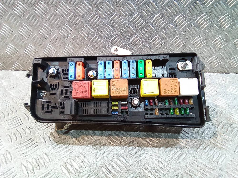 MASERATI Ghibli 3 generation (2013-2024) Fuse Box 13198102,519131007 26035275