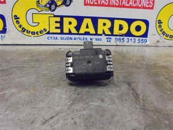 VAUXHALL Mondeo 3 generation (2000-2007) Andre kontrolenheder 3S7T17D547AA 24477182