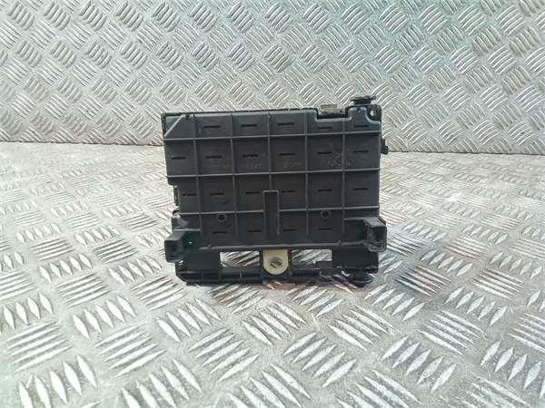 Caja de relés / fusibles NFU (TU5JP4) 9646405180 de Peugeot 307 (3a/c) 2004-2009 - pieza usada