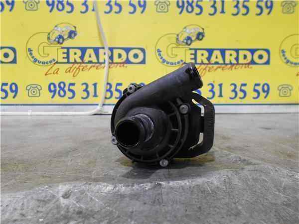 MERCEDES-BENZ C-Class W203/S203/CL203 (2000-2008) Vesipumppu A2118350028 25898988