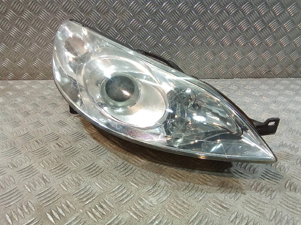 TOYOTA Avensis 3 generation (2009-2020) Front Right Headlight 9660235980,0301213202 25904221