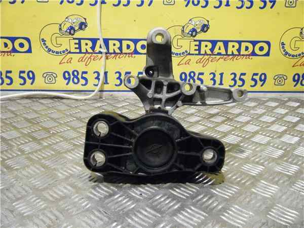 RENAULT Megane 3 generation (2008-2020) Citas motora nodalījuma detaļas 112848459R 25898646