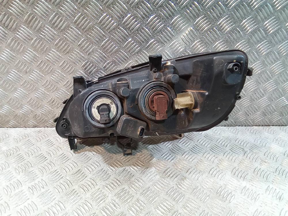 OPEL Astra F (1991-2002) Правий передній фар 09118792 26037900