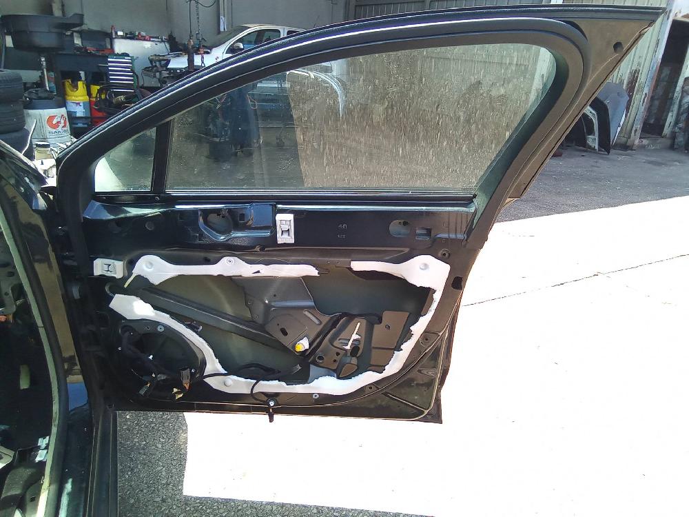 CITROËN C5 2 generation (2008-2017) Front Right Door 9004Z2 25903998