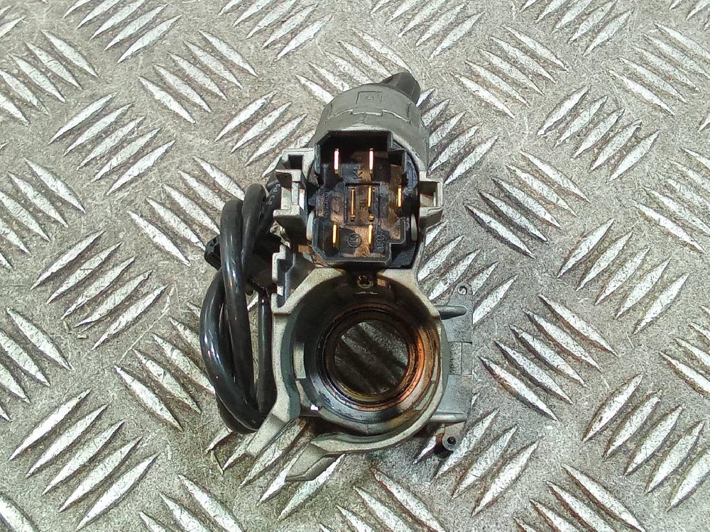 BMW M5 E28 (1984-1988) Ignition Lock 357905851F 26038420