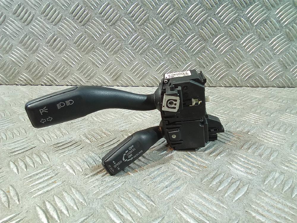 FIAT Strada 1 generation (1996-2023) Tourner le bouton de l'interrupteur 01303610, 8P0953513B 24553052