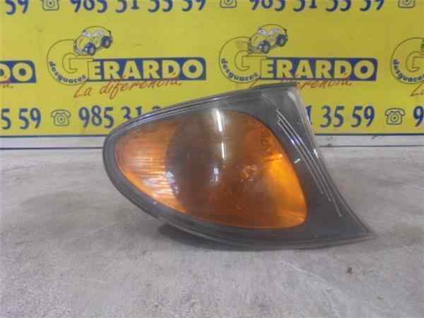 RENAULT Front Right Fender Turn Signal 24538574