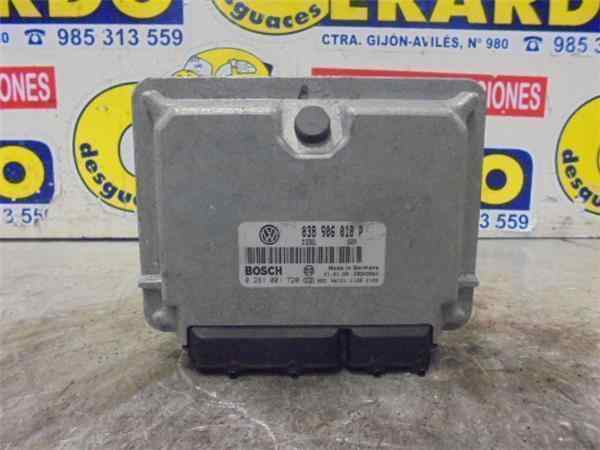 VOLKSWAGEN Golf 3 generation (1991-1998) Engine Control Unit ECU 281001720 24477984