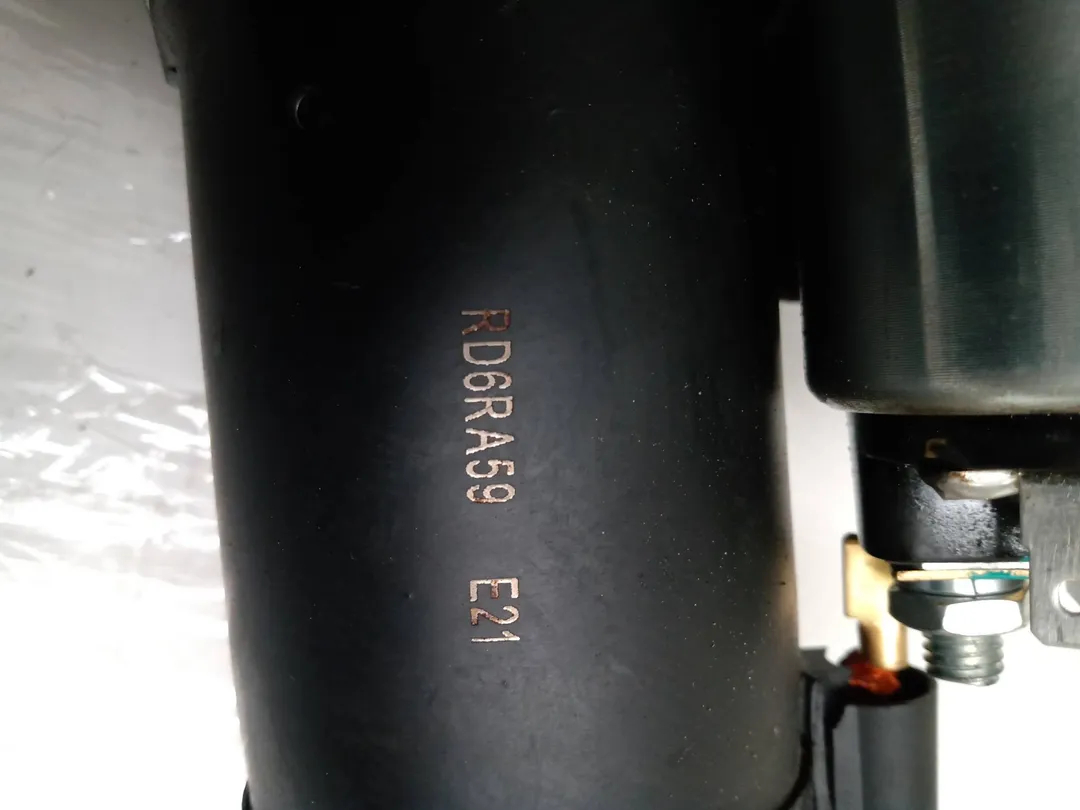 Starter motor 176B4.000 46548653 de Fiat Punto (176_) 1994-1999 - pieza usada