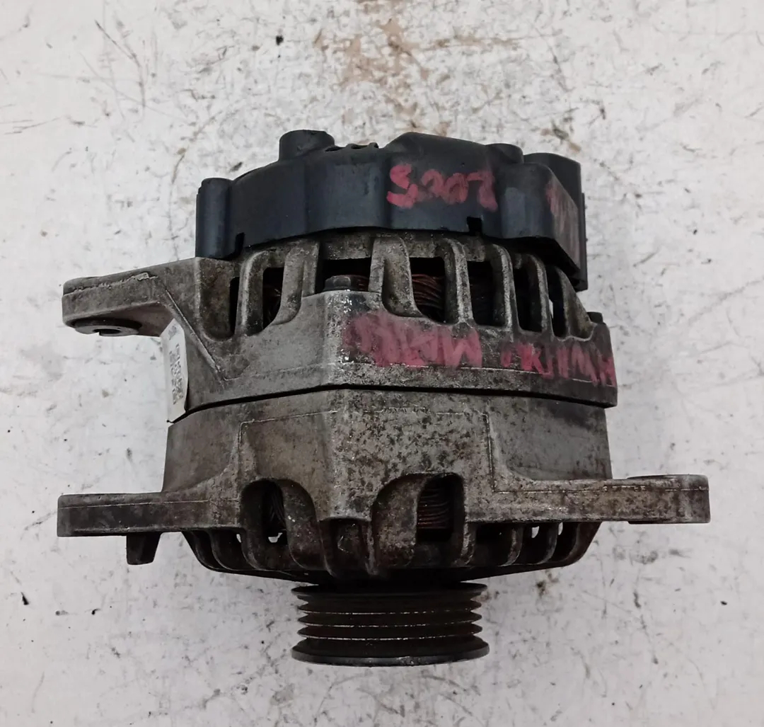 Generator 3730022650 de Hyundai Matrix (fc) 2001-2010 - pieza usada