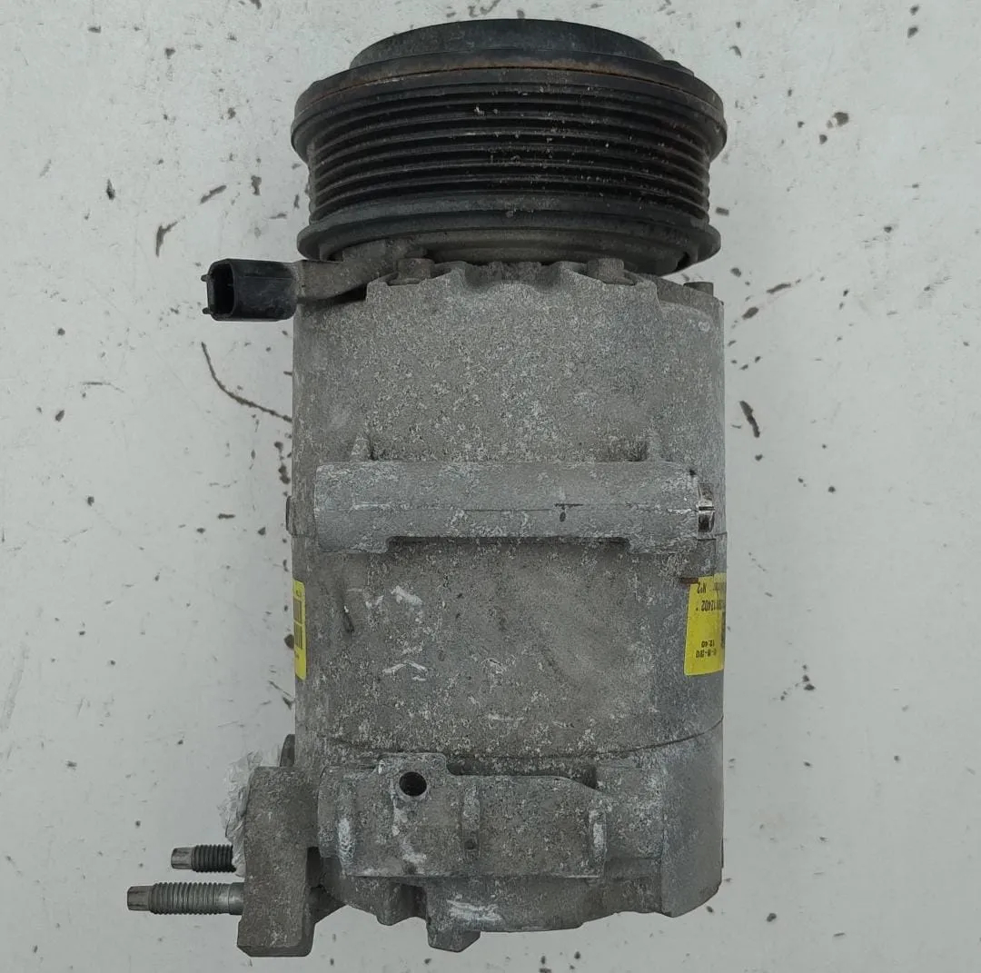 Compresseur clim T1DA 2025775 de Ford Focus iii turnier 2010-2015 con 159000 km - pieza usada