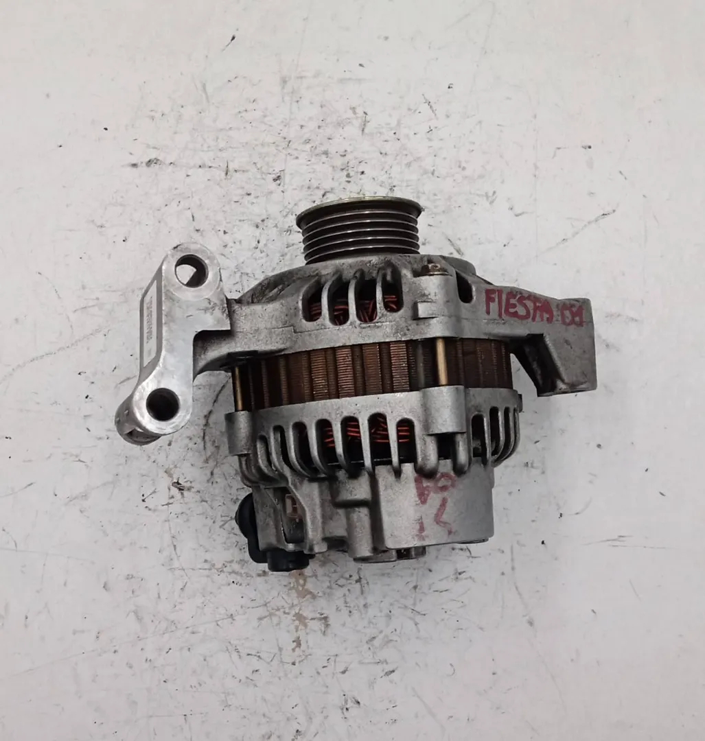 Alternador 1071418 de Ford Fiesta furgón (jv_) 2000-2003 - pieza usada