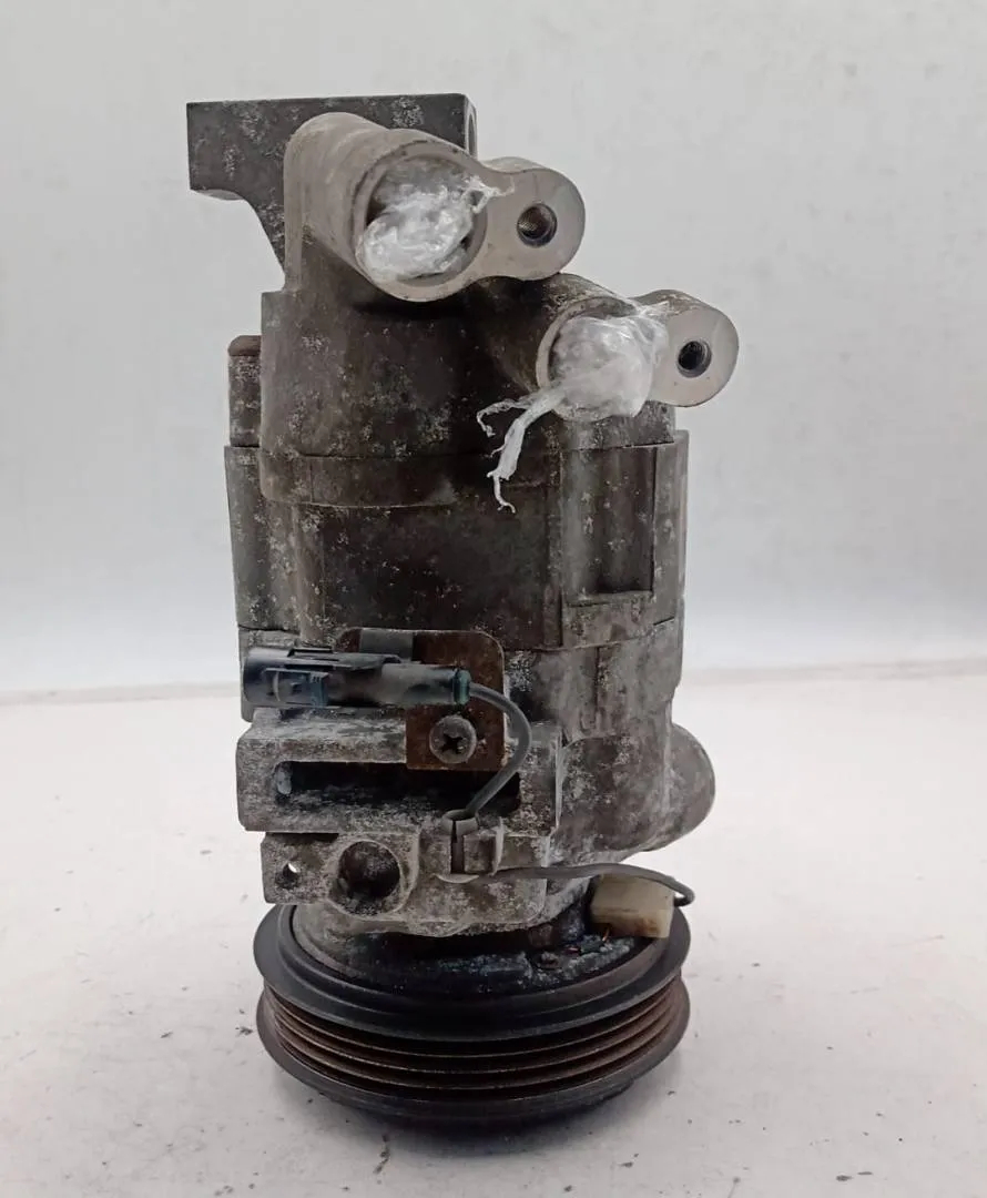 Compressor de ar condicionado 9520051KA0000 de Suzuki Splash (02/08>10/15<) 2008-2015 - pieza usada
