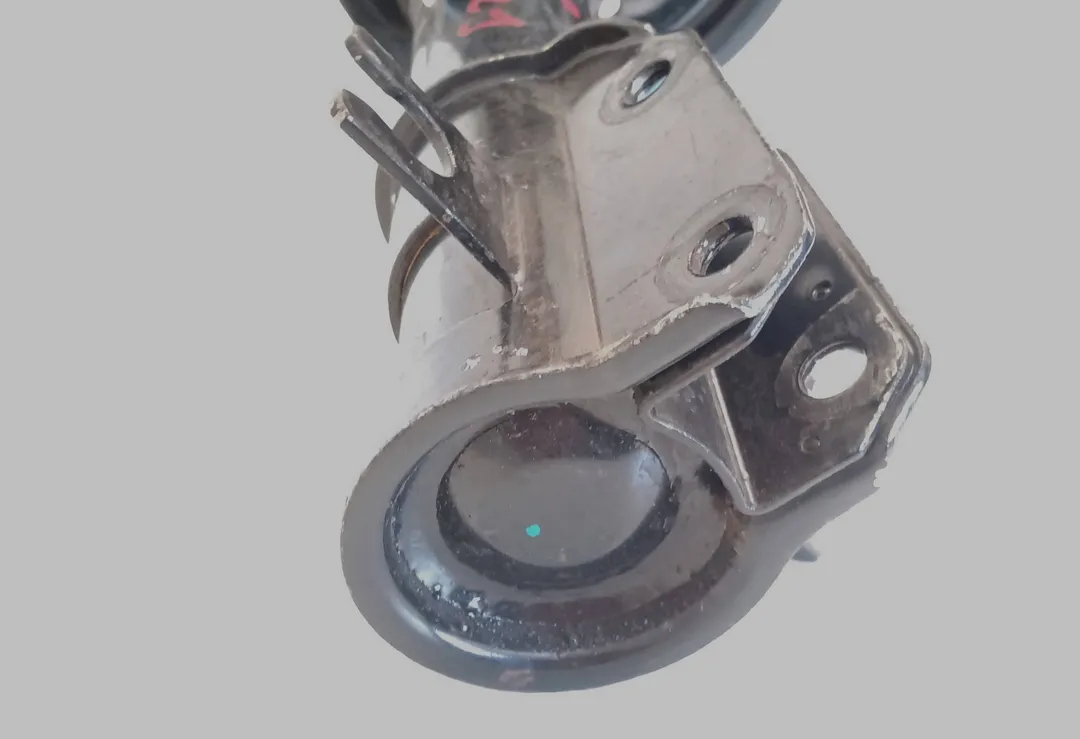 Amortiguador delantero izquierdo 176B4.000 71713674 de Fiat Punto (176_) 1994-1999 - pieza usada