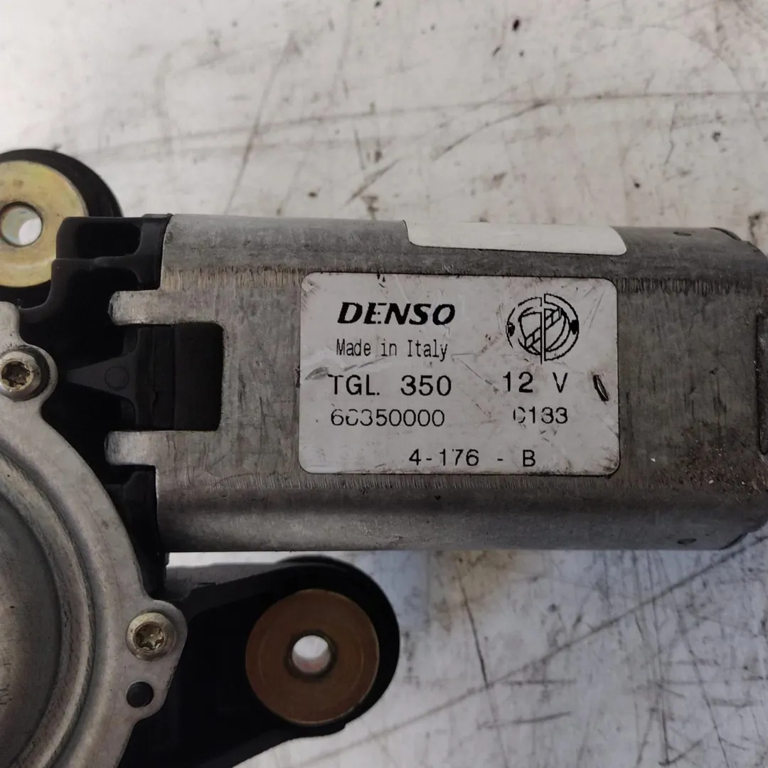 Rear windscreen wiper motor 188A4000 46523872 de Fiat Punto (188_) 1999-2010 con 194000 km - pieza usada