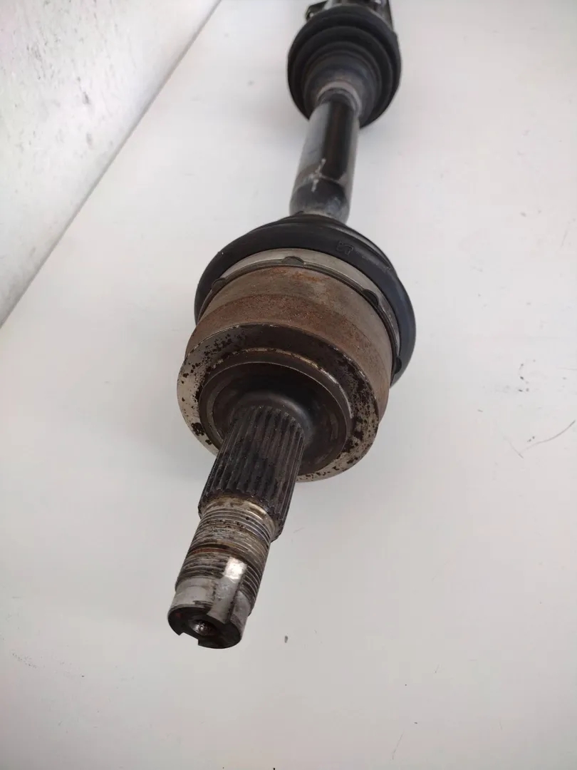 Eje delantero derecho 940B7000 de Alfa romeo Giulietta (940_) 2010-2016 con 85705 km - pieza usada