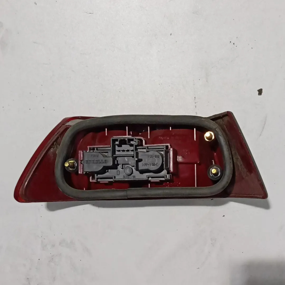 Rear lamp rh 33503 60579851 de Alfa romeo 145 (930_) 1994-1999 con 136468 km - pieza usada