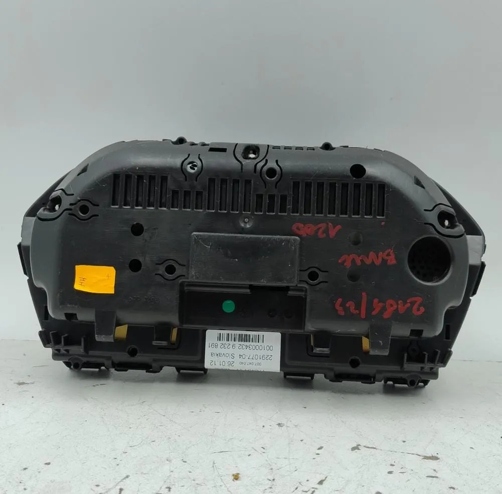 Reloj cuenta kilómetros N47D20C de Bmw 1 (f20) 2015-2019 con 397000 km - pieza usada