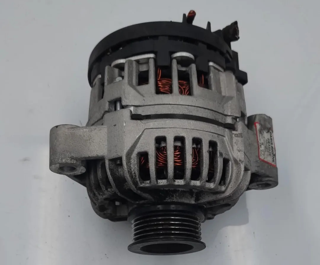 Generator Q0002801V006000000 de Smart Cabrio (450) 2000-2004 - pieza usada