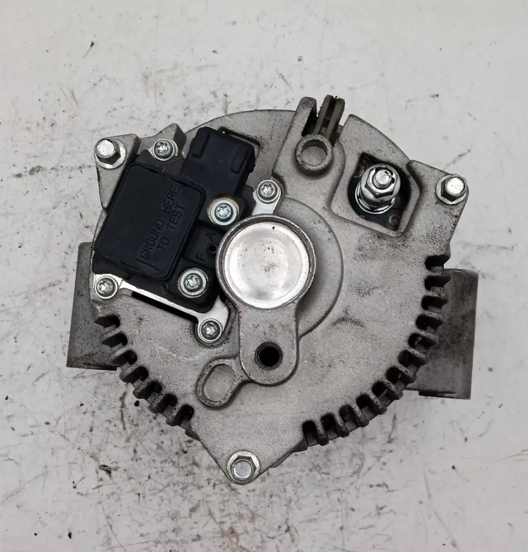 Alternator 1406092 de Ford Mondeo (fd) (12/92>06/97<) 1992-1997 - pieza usada