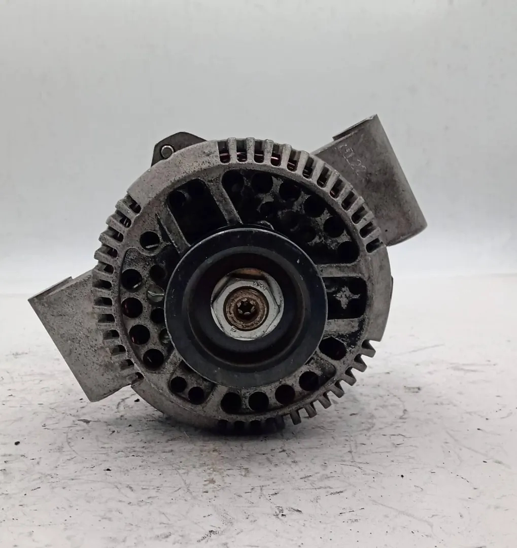 Alternator 1406092 de Ford Mondeo (fd) (12/92>06/97<) 1992-1997