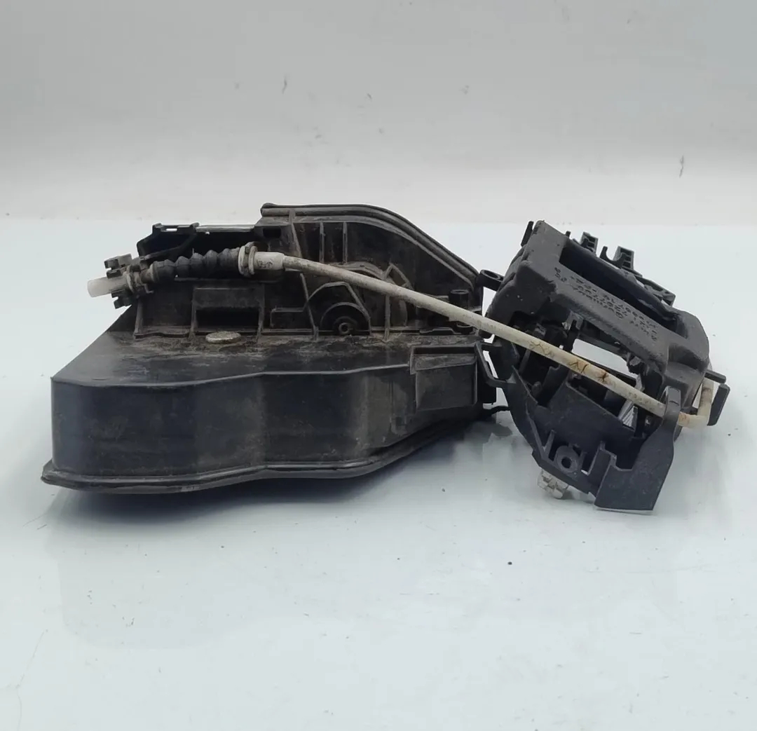 Front lock door rh N13B16A de Bmw 1 (f20) 2015-2019 con 250000 km - pieza usada