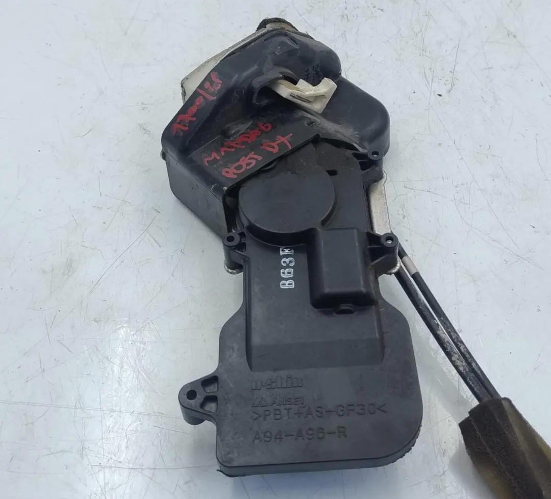 Rear door lock rh NFV GJ6A72310G de Mazda 6 station wagon (gy) 2002-2007 con 374000 km - pieza usada