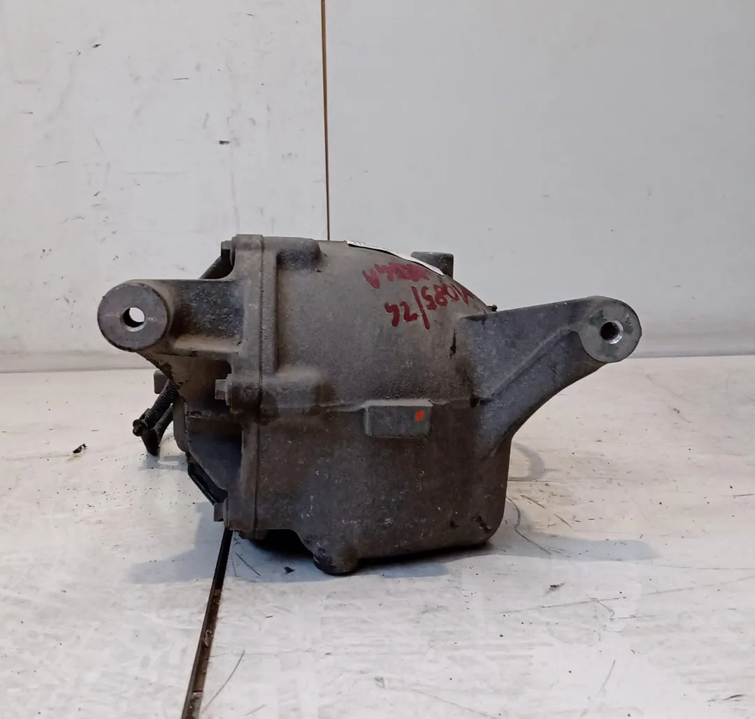 Diferencial trasero TXDA de Ford Kuga i 2008-2012 con 202000 km - pieza usada
