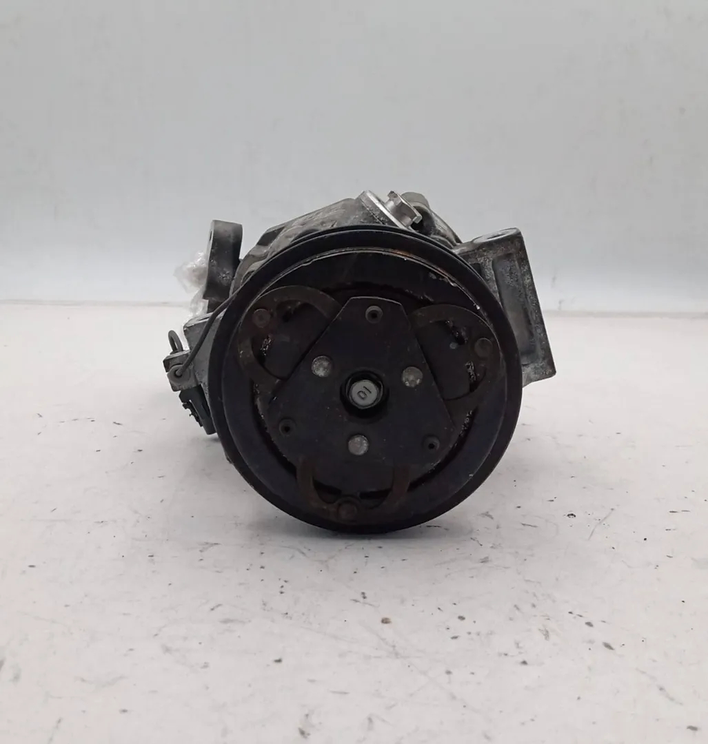 Compressor de ar condicionado 9520051KA0000 de Suzuki Splash (02/08>10/15<) 2008-2015 - pieza usada