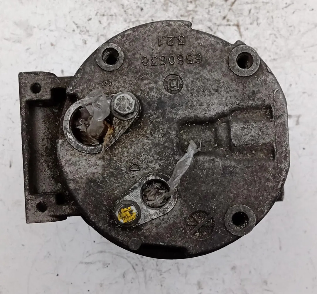 Air conditioning compressor de Renault Trafic ii furgón (fl) 2006-0 - pieza usada