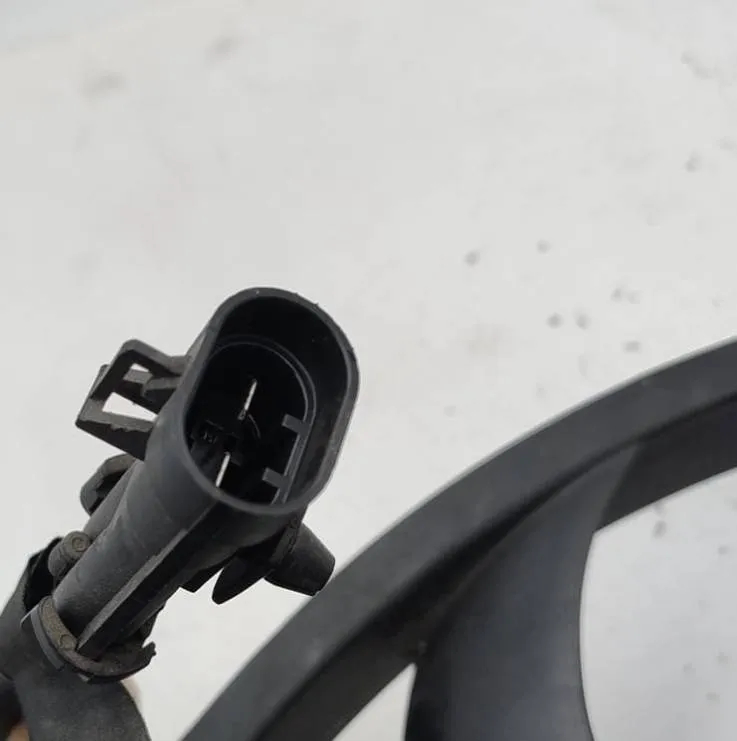 Ventilador de Fiat 500l (73) (07/12>06/18<) 2012-2018 - pieza usada
