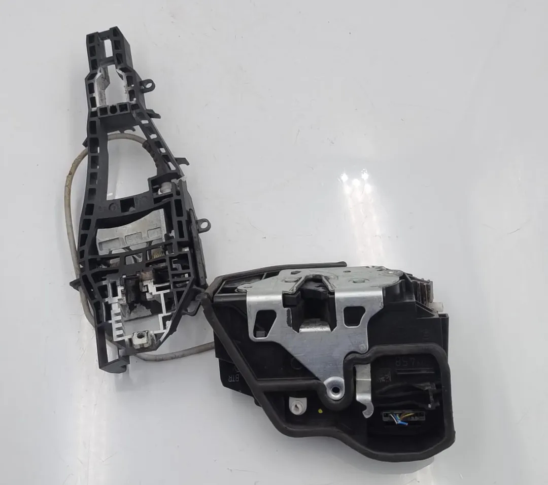 Front lock door rh N13B16A de Bmw 1 (f20) 2015-2019 con 250000 km - pieza usada