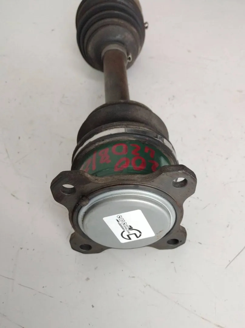 Eje delantero derecho 4D56 de Mitsubishi L200 (k7_t, k6_t, k5_t) 0-0 - pieza usada