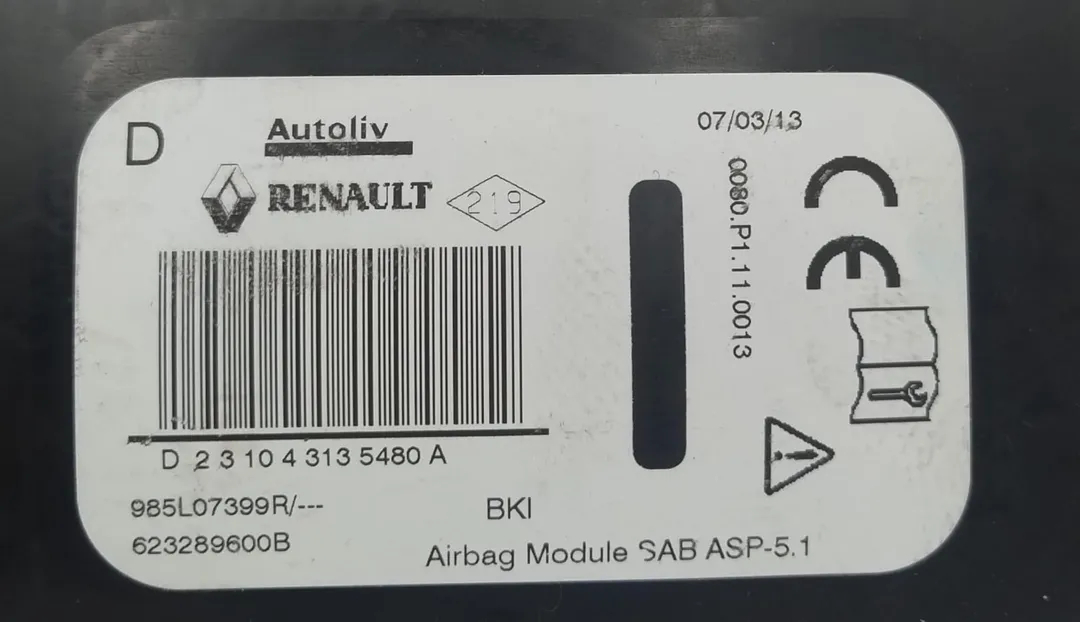 Airbag asiento delantero derecho K9KA6 de Renault Megane iii grandtour (kz0/1) 2009-2014 con 175000 km - pieza usada