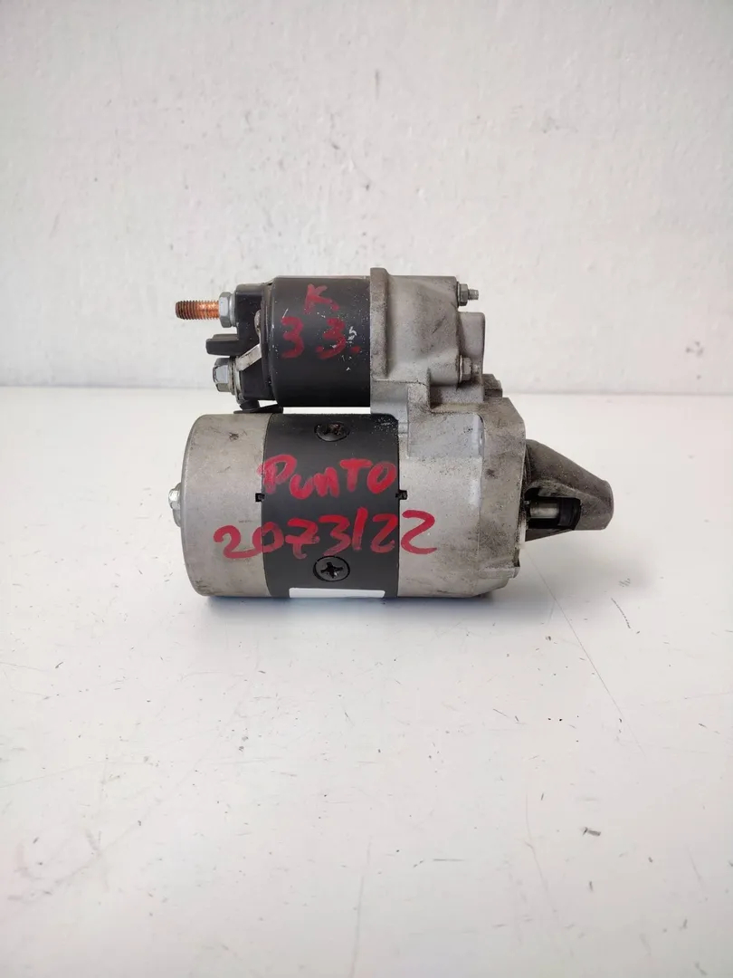 Starter motor 176B2.000 46548653 de Fiat Punto (176_) 1994-1999 con 141493 km - pieza usada