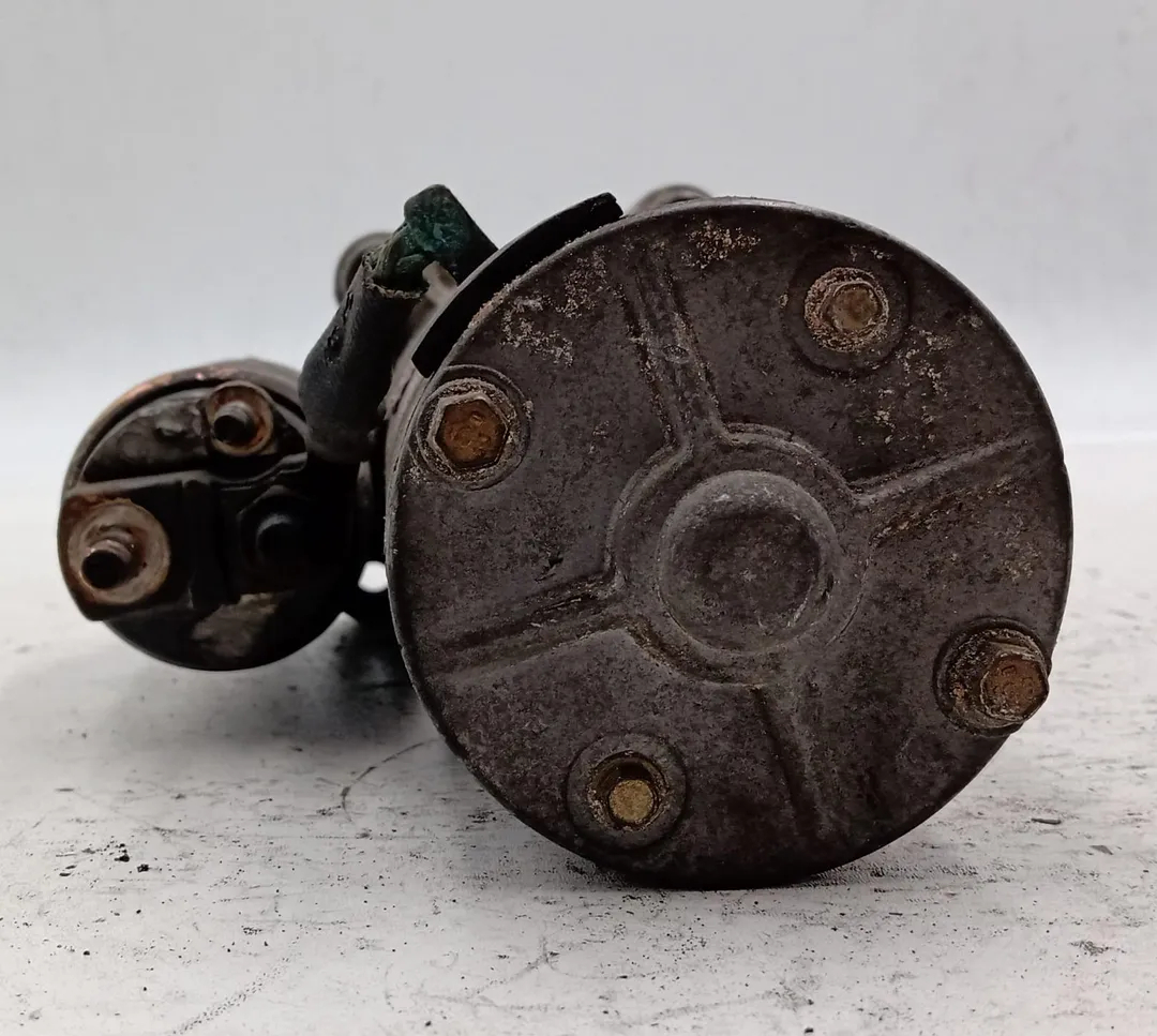 Starter motor de Ford Focus turnier (dnw) 1999-2004 - pieza usada