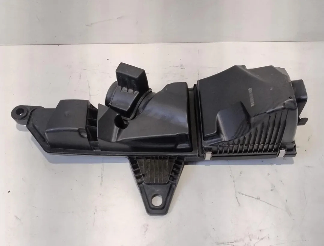 Air filter box N13B16A de Bmw 1 (f20) 2015-2019 con 250000 km - pieza usada