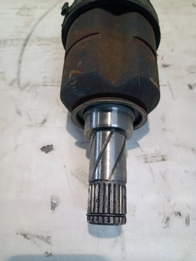 Eje delantero derecho Z14XEP de Opel Meriva a monospace (x03) 2004-2010 - pieza usada
