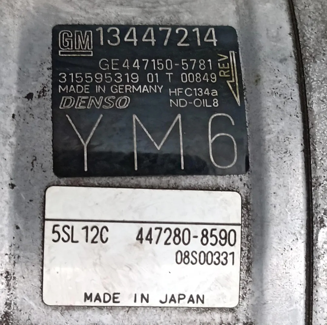 Compressor de ar condicionado B13DTC 95518238 de Opel Corsa e (x15) 2014-2019 - pieza usada