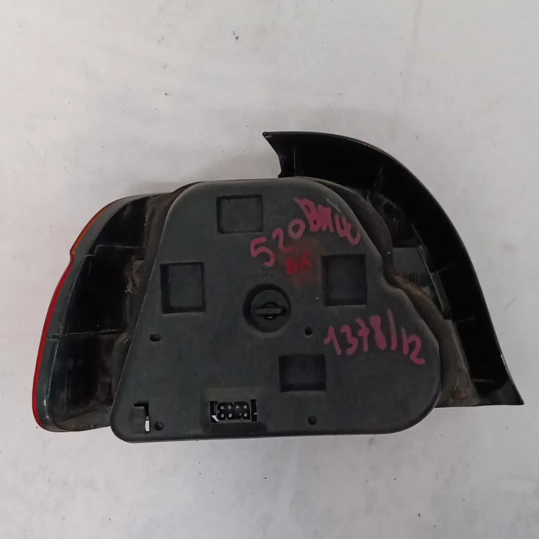 Piloto maletero derecho 63216900210 de Bmw 5 touring (e39) 1997-2000 - pieza usada