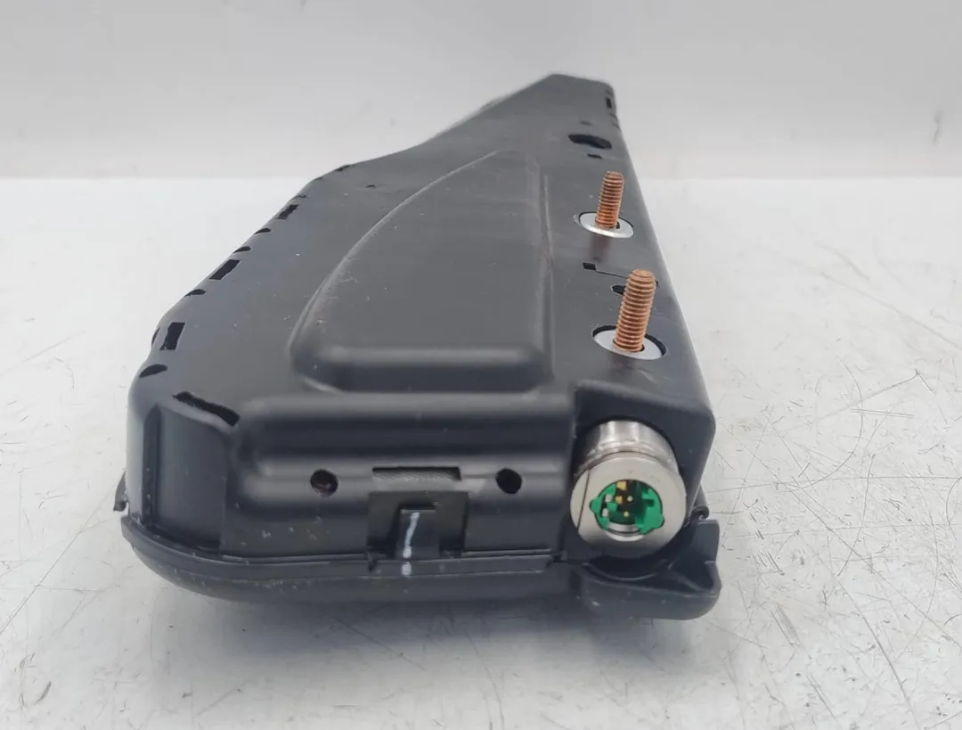 Airbag asiento delantero derecho K9KA6 de Renault Megane iii grandtour (kz0/1) 2009-2014 con 175000 km - pieza usada