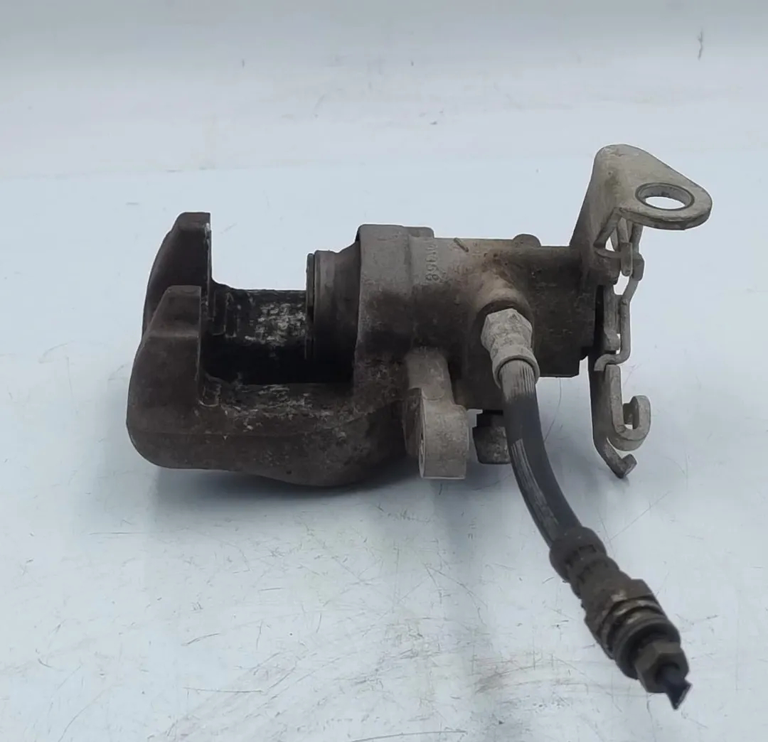 Pinza de freno trasera izquierda 350A1000 de Fiat Punto (6u) (01/13>03/17<) 2013-2017 con 209000 km - pieza usada