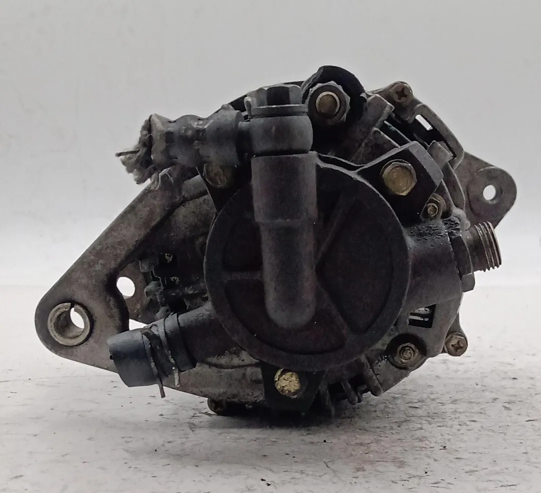 Alternador 97041790 de Opel Corsa (s93) (01/93>09/00<) 1993-2000 - pieza usada